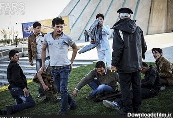 مهاجران افغانی در محوطه میدان آزادی