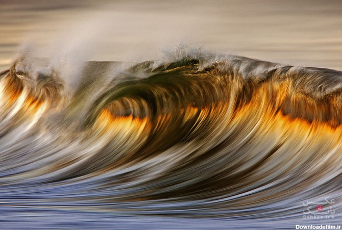 تصاویری از عظمت و زیبایی شکست امواج دریا