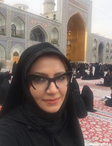 عینک عجیب ملیکا زارعی در حرم امام رضا (ع)! عکس