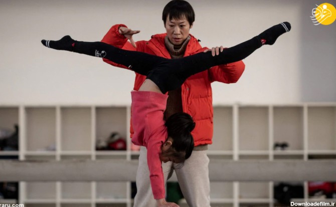 فرارو | (تصاویر) آموزش سخت کودکان چینی در مدرسه ژیمناستیک