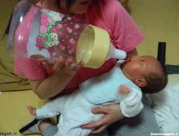 شیر خوردن نوزاد با پستانک بزرگ - گالری تصاویر نقش