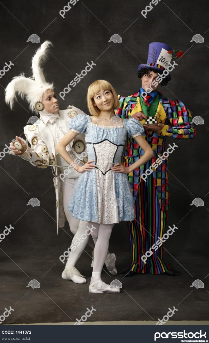 3 مدل در لباس های شخصیت های فیلم آلیس در سرزمین عجایب 1441372