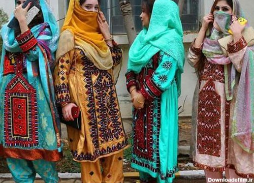 عکس زنان بلوچ با لباس محلی
