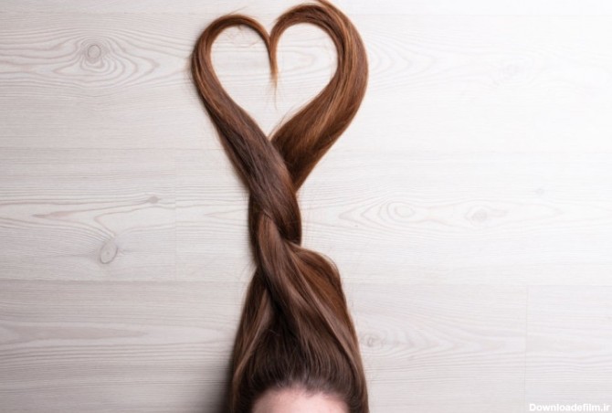 30 متن و پیام عاشقانه درباره موی بلند و زیبا