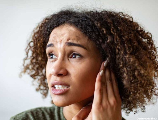 محرک‌های زیست‌محیطی یکی از دلایل پوسته پوسته شدن گوش هستند.