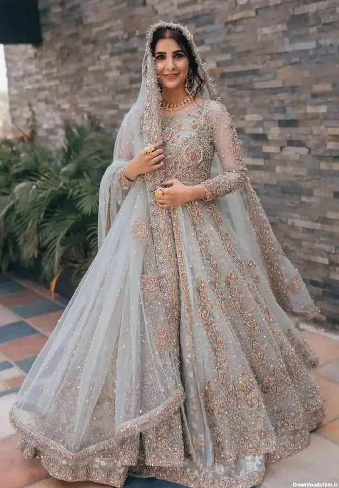 مدل لباس عروس هندی؛ جذاب ترین و خاص ترین مدل ها رو اینجا ببنید