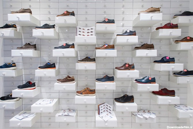 طراحی و اجرای دکوراسیون فروشگاه کفش از ویترین تا داخل فروشگاه