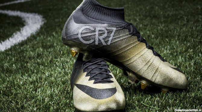 گزارش تصویری: کفش های طلایی نایکی برای کریستیانو رونالدو ...