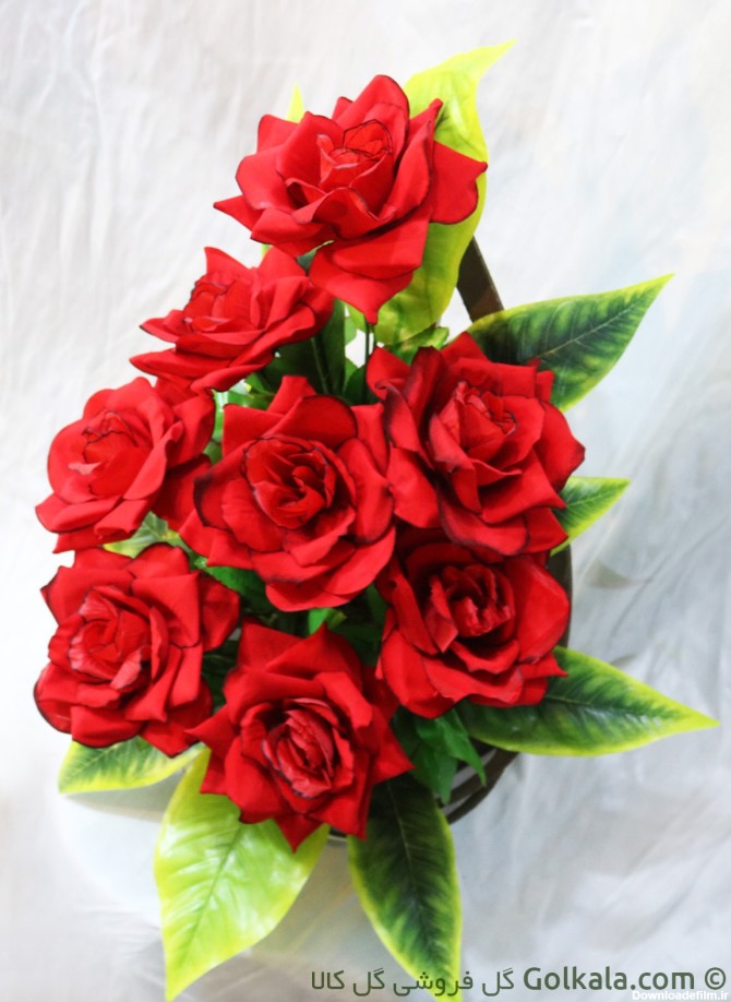 سبد گل رز هلندی قرمز با الیاف طبیعی | گل فروشی گل کالا | 80 هزار تومان