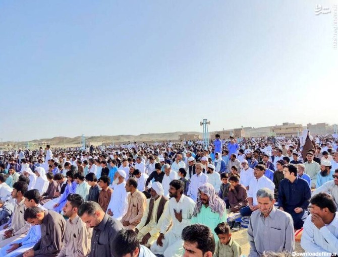 مشرق نیوز - عکس/ اقامه نماز عید فطر در سیستان و بلوچستان