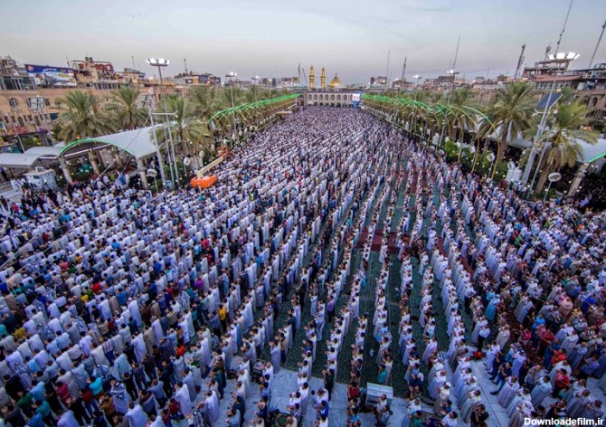 عکس/ نماز عید فطر در بین الحرمین کربلا - تسنیم