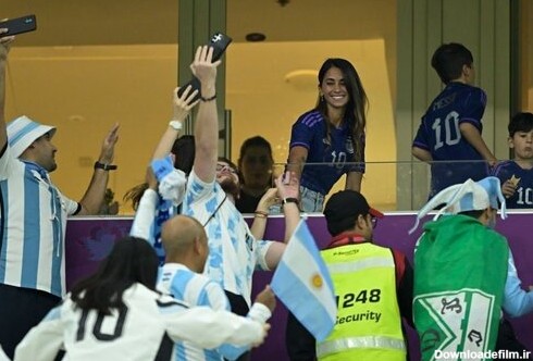 عکس | استرس همسر مسی پیش از فینال جام جهانی - خبرآنلاین