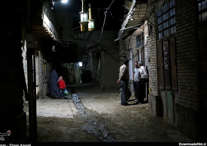 مراسم احیای شب یست و یکم ماه رمضان در روستای اسفیدان - خراسان ...