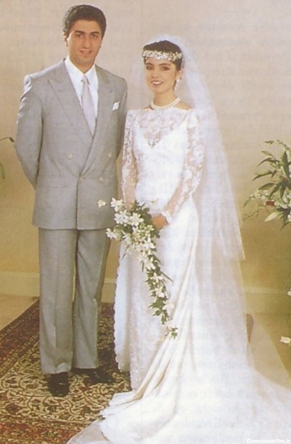 همسر رضا پهلوی، با این عکس‌ها رسوا شد؟