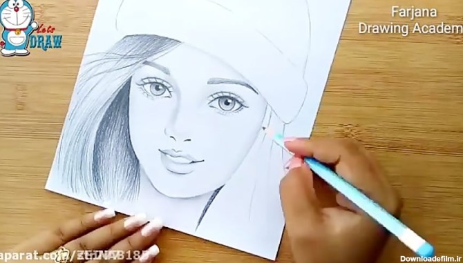 اموزش نقاشی دختر با کلاه .طراحی با مداد سیاه