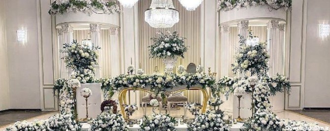 تزیین جایگاه عروس و داماد با گل آرایی یکی از ایده های همیشه ترند و محبوب زوجین است