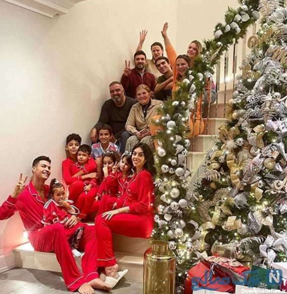 جشن کریسمس رونالدو و خانواده اش