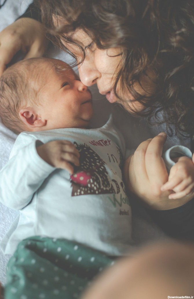 عکس نوزاد تازه متولد شده دختر و پسر بامزه خوشگل 👶 + نکات و ...