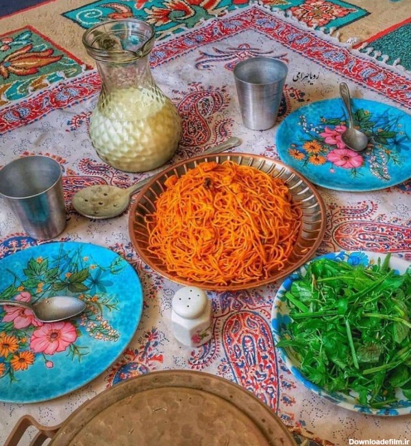 دانلود تصویر غذای لذیذ ماکارونی در سفره ایرانی