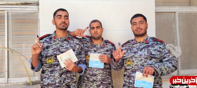 مشارکت پرشور دریادلان ارتش جمهوری اسلامی در پای صندوق رای