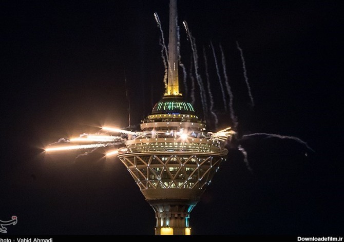 نورافشانی برج میلاد به مناسبت نیمه شعبان- عکس خبری تسنیم | Tasnim