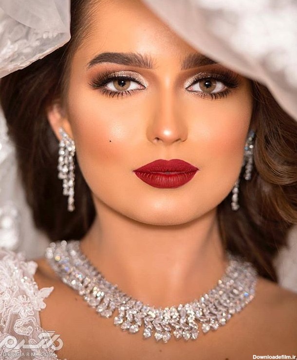 40 عکس از زیباترین مدل آرایش عروس ایرانی جدید 2018 97