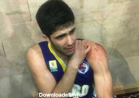 تصاویر دلخراش چاقو کشی در بسکتبال - تابناک | TABNAK