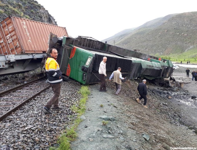 واژگونی قطار باری ایران به ترکیه (عکس)