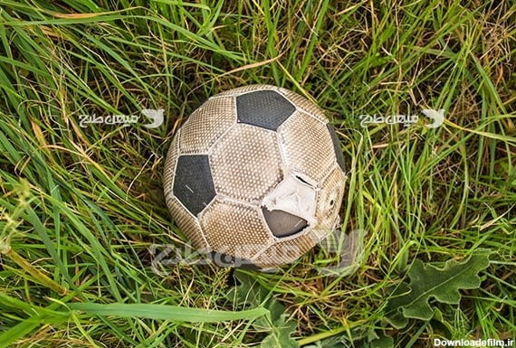 عکس توپ قدیمی فوتبال