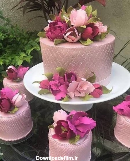 تزیین کیک با گل های طبیعی + ایده های تزیین کیک لاکچری و کیک تولد ...