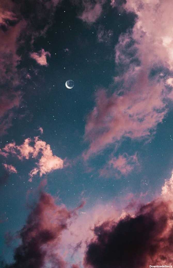 عکس زمینه ماه و آسمان ابری زیبا پس زمینه | والپیپر گرام