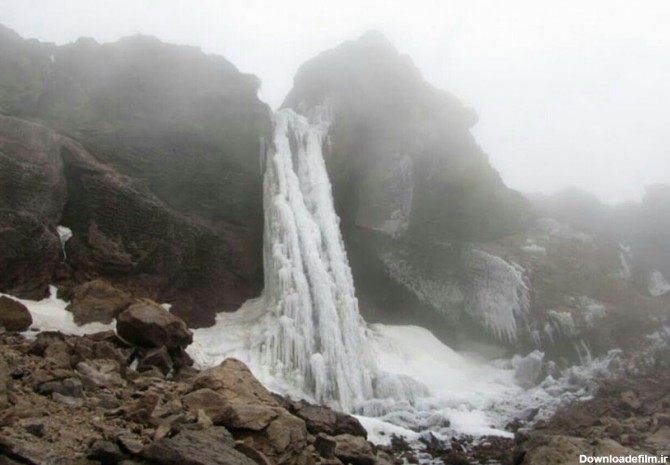 آبشار یخی از آبشارهای ایران