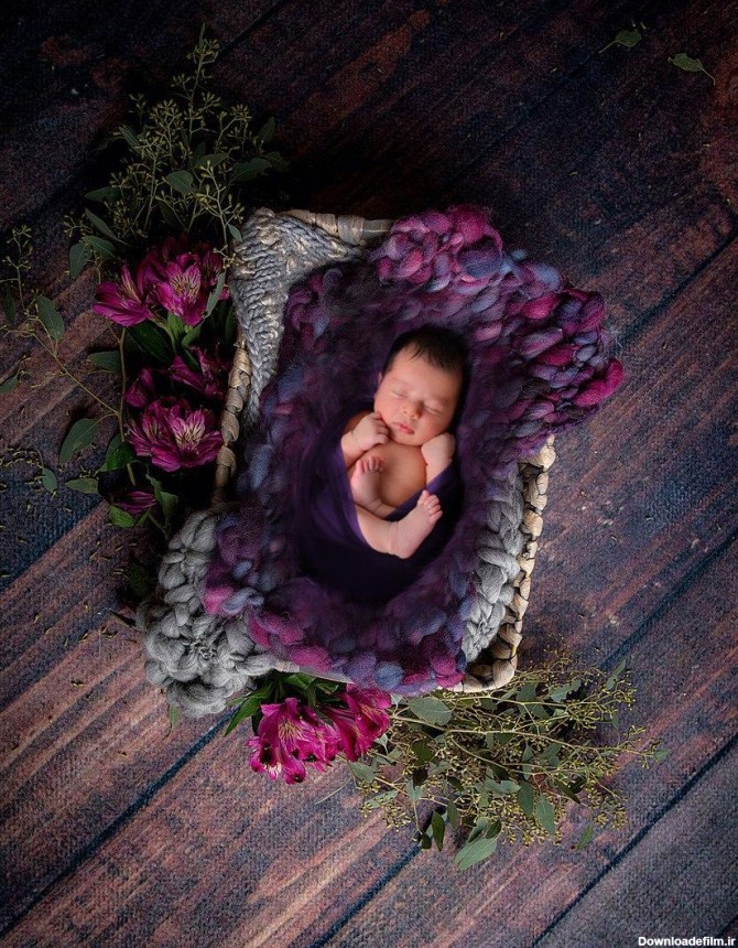 مدل عکس نوزاد در آتلیه کودک