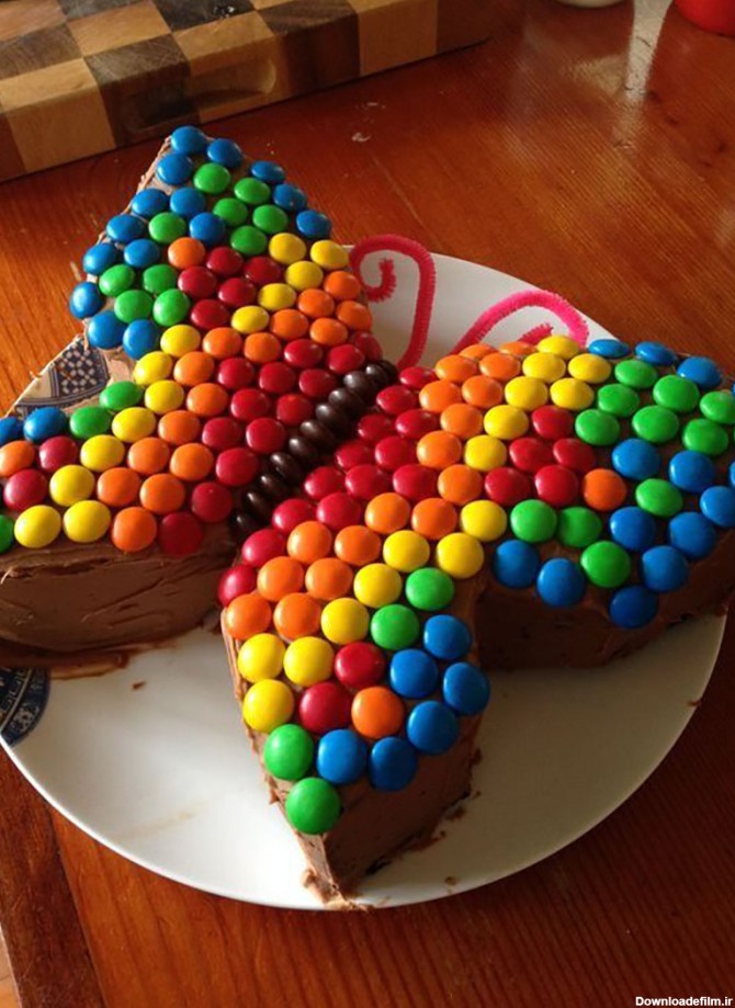 آموزش تزئین کیک تولد در خانه فقط با چند ترفند ساده + فیلم