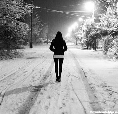 عکس دختر غمگین تو برف