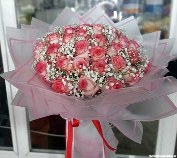 دسته گل رز و شکوفه های ریزسفید 331 - گل فروشی آنلاین دل ...