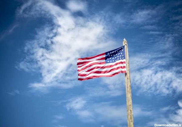 عکس پرچم برافراشته امریکا از نمای دور
