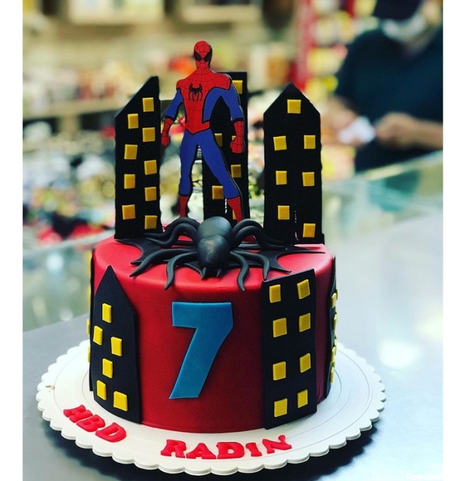 قیمت و خرید تاپر تزیین کیک بهگز مدل مرد عنکبوتی