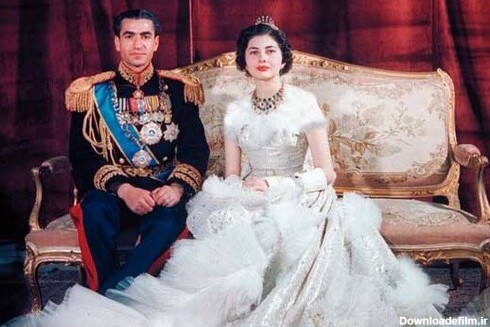 لباس عروس ۳۰کیلویی همسر دوم شاه!