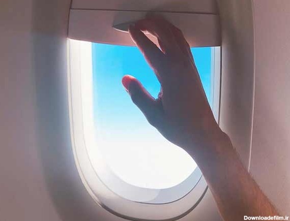 علت بیضی شکل بودن پنجره هواپیما