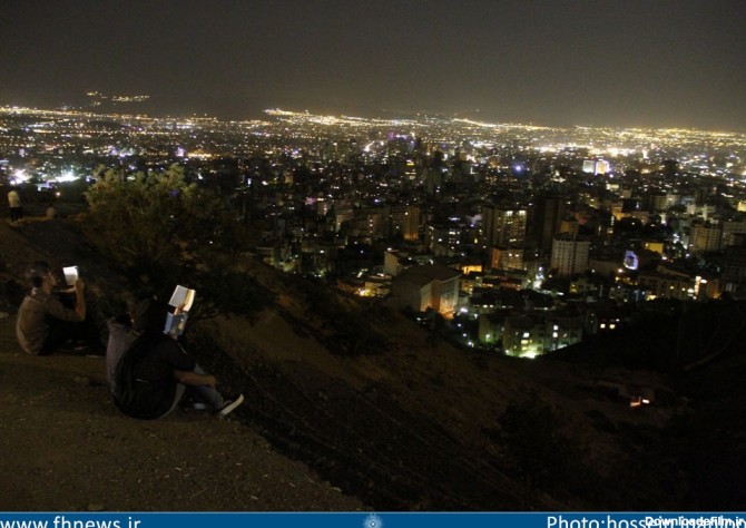 عکس؛ شب قدر در بام تهران