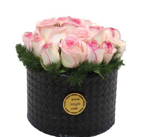 تزیین گل رز با ایده های ساده و زیبا برای هدیه دادن و مناسب دسته گل