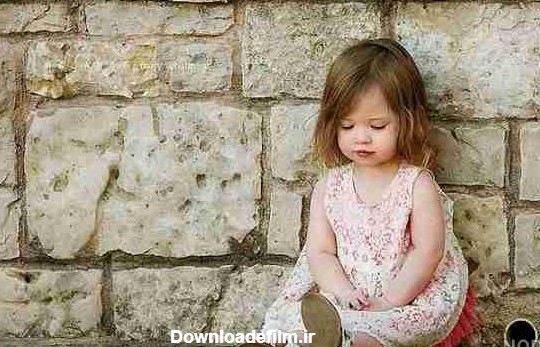 عکس دختر غمگین بچه