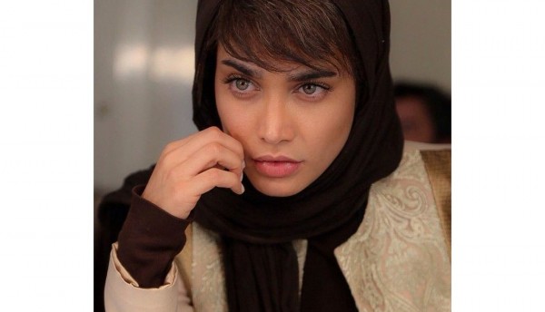 بازیگر زن چشم سبز ایرانی را بدون آرایش ببینید! +عکس
