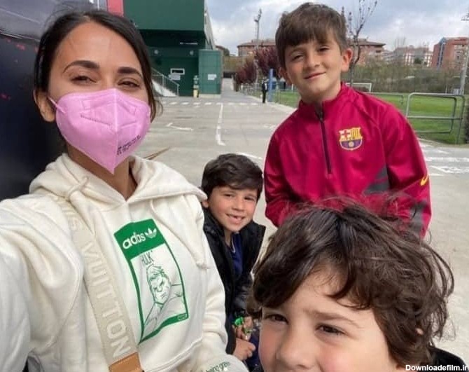 همسر و بچه های لیونل مسی در قطر