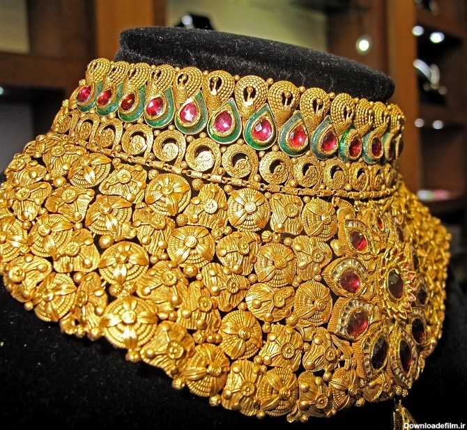 طلا هندی چیست؟ آشنایی با قیمت و تفاوت آن با طلای ایرانی