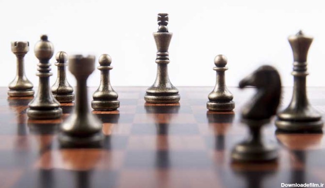 تصویر با کیفیت صفحه شطرنج از نمای بغل