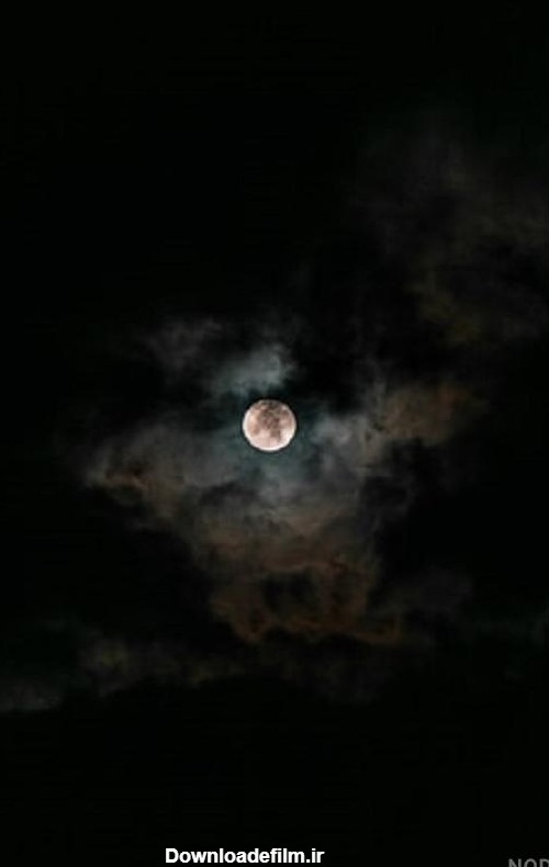 عکس ماه در شب طبیعی