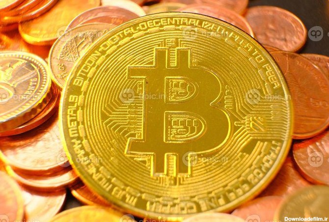 دانلود عکس سکه های رمزنگاری روی میز و مفهوم پول ارز دیجیتال بازار ...