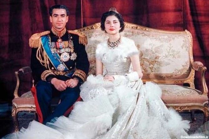 لباس عروس ۳۰کیلویی همسر دوم شاه!
